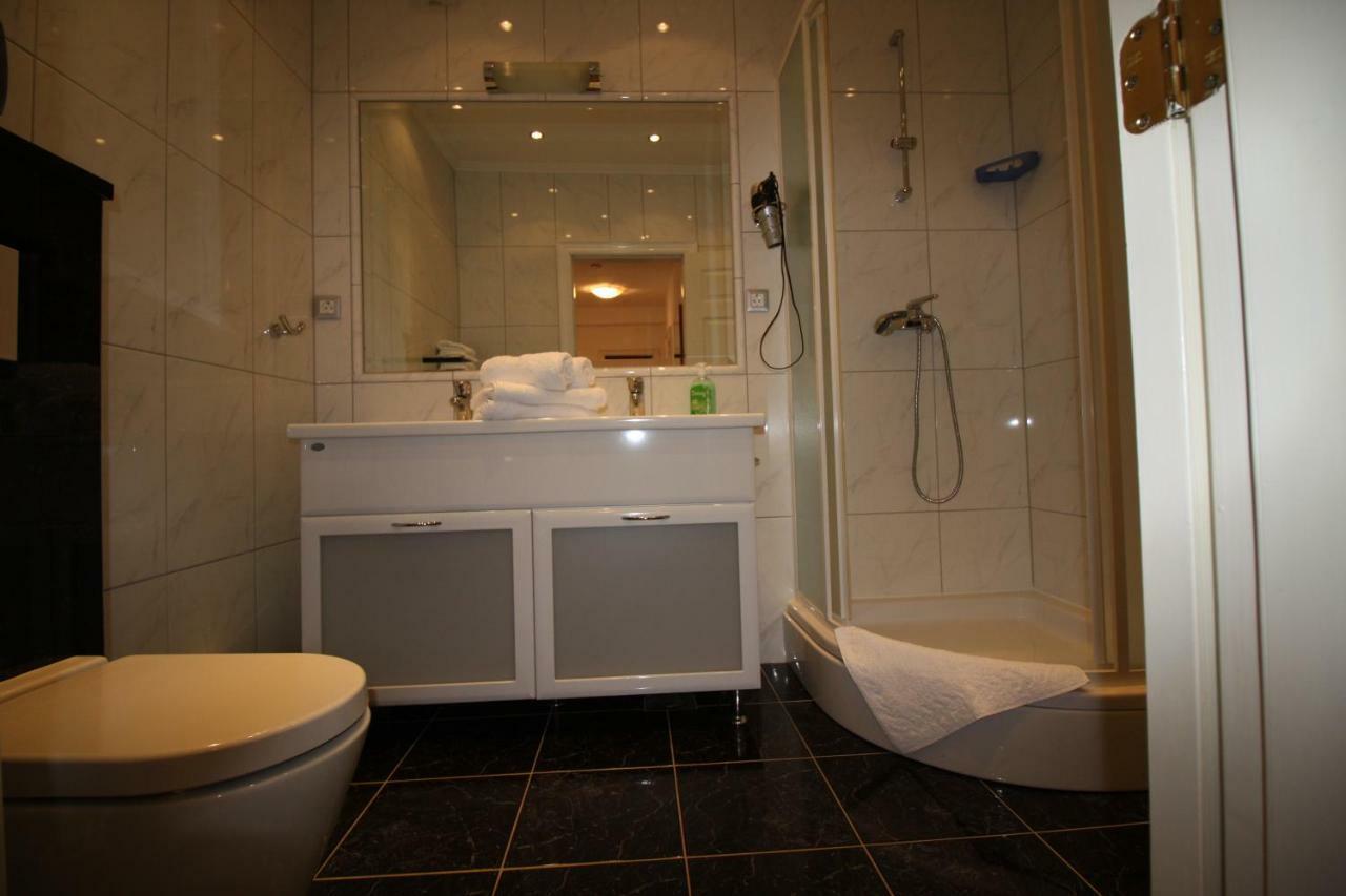 Apartment Dalmatien Traumhaus Макарска Экстерьер фото