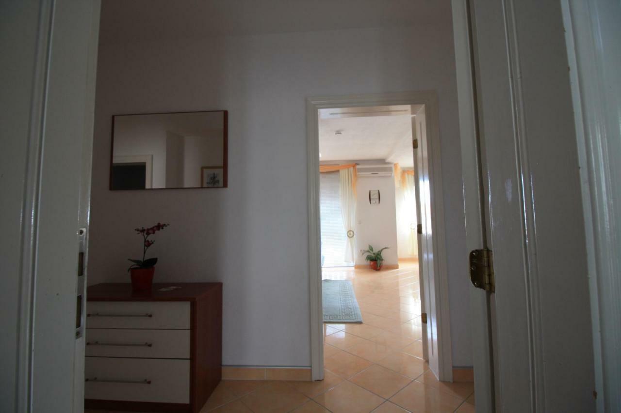 Apartment Dalmatien Traumhaus Макарска Экстерьер фото